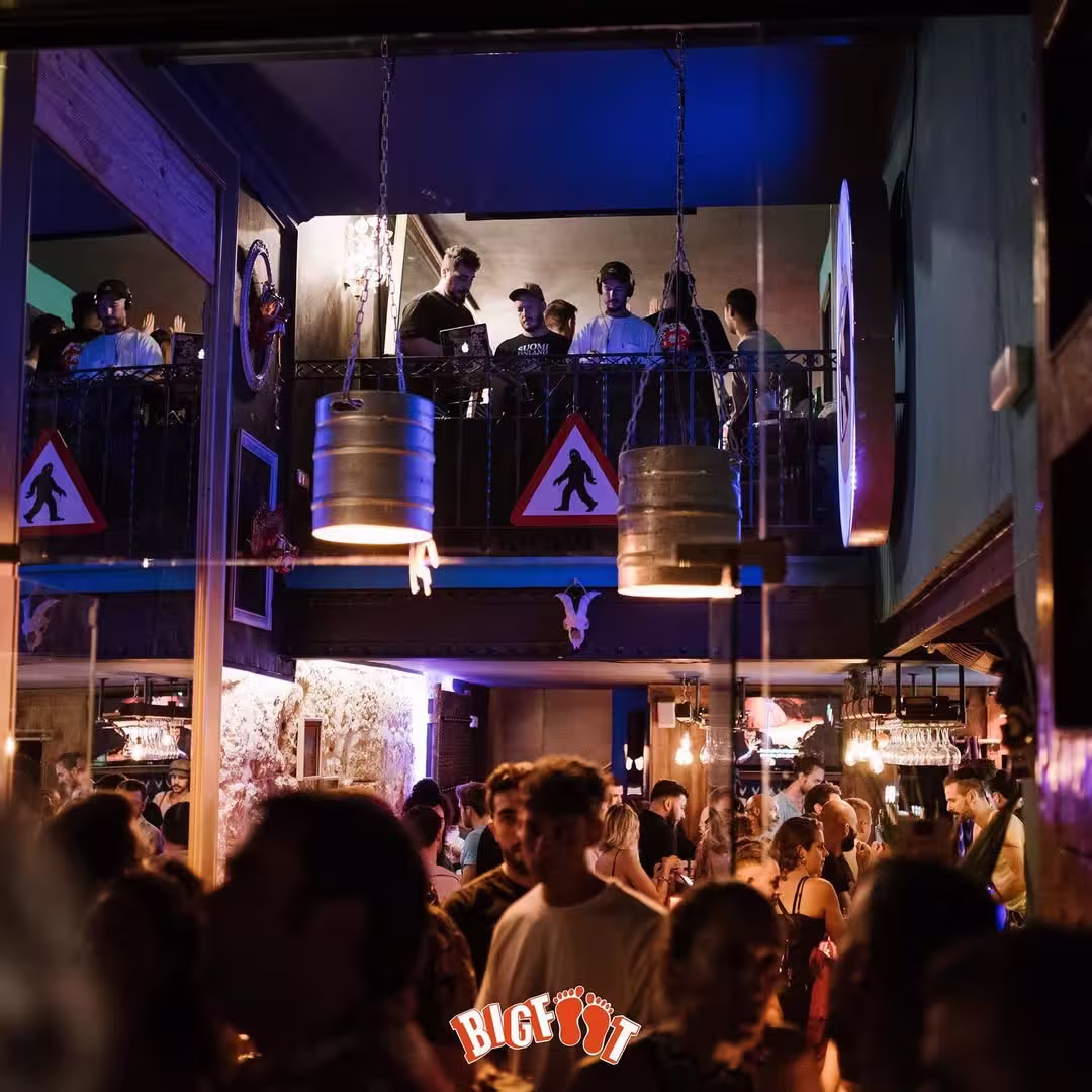 People enjoying and toasting at the Bar/Pub